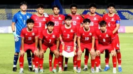 Timnas U17 Indonesia saat akan bertanding melawan Timor Leste di Stadion Gelora Joko Samudro, Gresik, Jawa Timur, Senin (13/4/2026). (Sumber: KOMPAS.COM/SUCI RAHAYU)