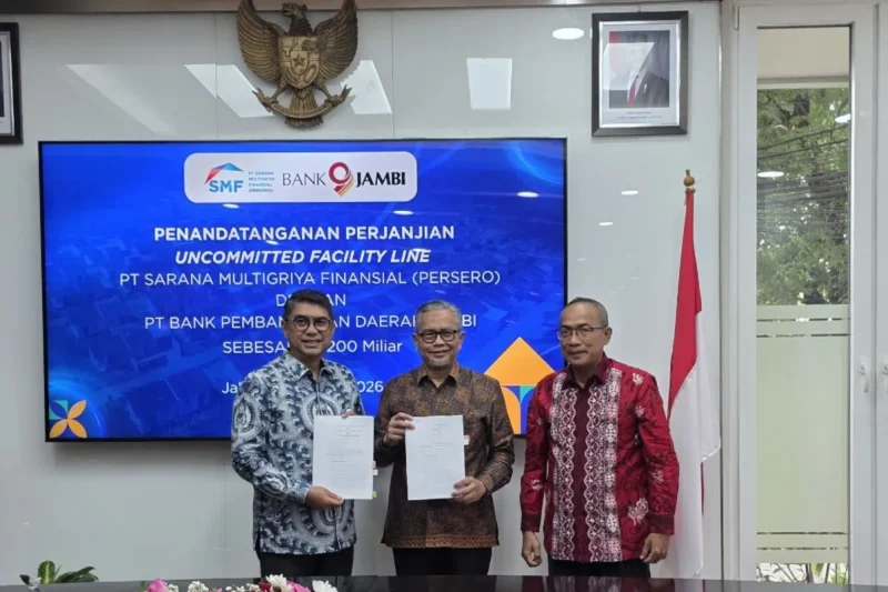 PT Bank Pembangunan Daerah Jambi (Bank Jambi) resmi menjalin kerja sama strategis dengan PT Sarana Multigriya Finansial (SMF) Persero, melalui penandatanganan Perjanjian Uncommitted Facility Line senilai Rp 200 miliar di Jambi, Selasa (31/3/2026). ANTARA/HO-Humas Bank Jambi