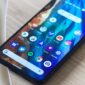Ilustrasi HP Android lama yang mulai lemot.(Unsplash/Adrien)