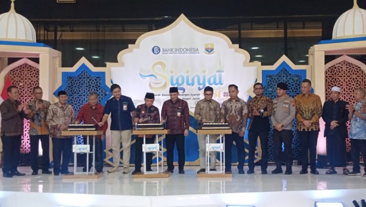 Prabowo Subianto kembali ke Jakarta setelah groundbreaking 13 proyek hilirisasi di Cilacap. (Eva/detikcom)