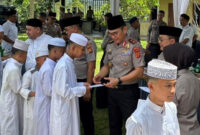 Kapolda Jambi, Irjen Pol Krisno Halomoan Siregar, silaturahmi ke Pondok Pesantren Tahfizul Qur’an Hasan Soleha Qim, di Desa Bukit Baling, Muaro Jambi, Rabu | foto : andra rawas