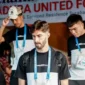 Situasi kedatangan Madura United untuk jalani laga pekan 28 di GBT (Foto: @maduraunited.fc)