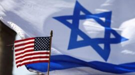 Ilustrasi bendera Israel dan Amerika (Foto: REUTERS/Ronen Zvulun/File Photo Acquire Licensing Rights)