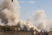 Israel Lanjutkan Gelombang Serangan, Langit Teheran Dipenuhi Asap (Foto: Majid Asgaripour/WANA via REUTERS)