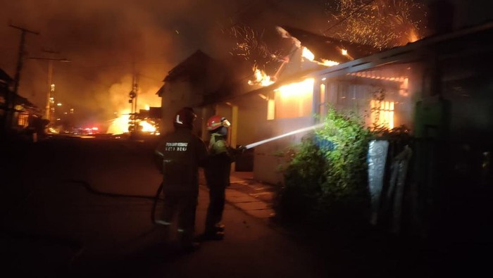 Foto: Kebakaran SPBE di Cimuning, Kota Bekasi. (dok. ist)