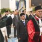 Foto: Momen Prabowo Lantik Liliek sebagai Hakim MK Pengganti Anwar Usman (ANTARA FOTO/Galih Pradipta)