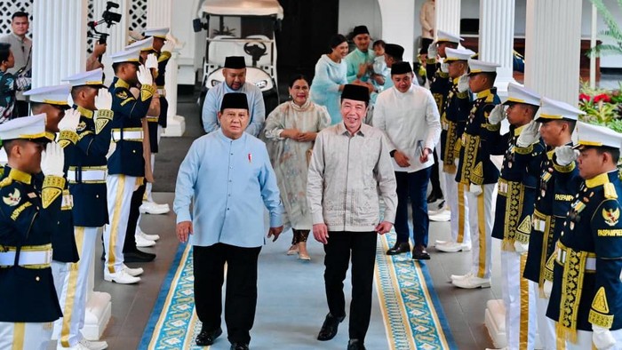 Foto: Momen Prabowo sambut Jokowi dan SBY di acara halalbihalal di Istana Merdeka, Jumat (21/3/2026) (Biro Sekretariat Presiden)