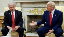 Foto: Trump dan Netanyahu (REUTERS/Kevin Mohatt/File Photo Purchase Licensing Rights).