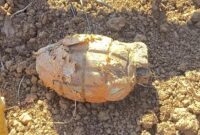 Foto: Sebuah granat nanas ditemukan di TPU Lebang Palopo. (dok. Istimewa)