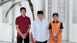 Foto: Viral di media sosial seorang petugas penanganan prasarana dan sarana umum (PPSU) rajin mengunggah before-after hasil kerja. (dok. IG @skil_zona_sia_sia)