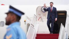 Wapres AS JD Vance saat tiba di Pakistan (Foto: Getty Images/Pool)