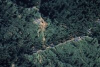 Foto: Penampakan Gunung Emas Pinggir Jakarta yang Hancur via Gmaps