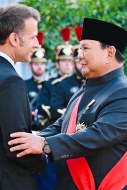 Prabowo Perintahkan Bahasa Prancis Diajarkan di Seluruh Sekolah Indonesia