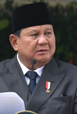 Prabowo Akan Lantik Nanik S Deyang sebagai Kepala BGN pada 8 Juni 2026